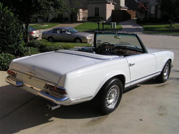 levi right rear side